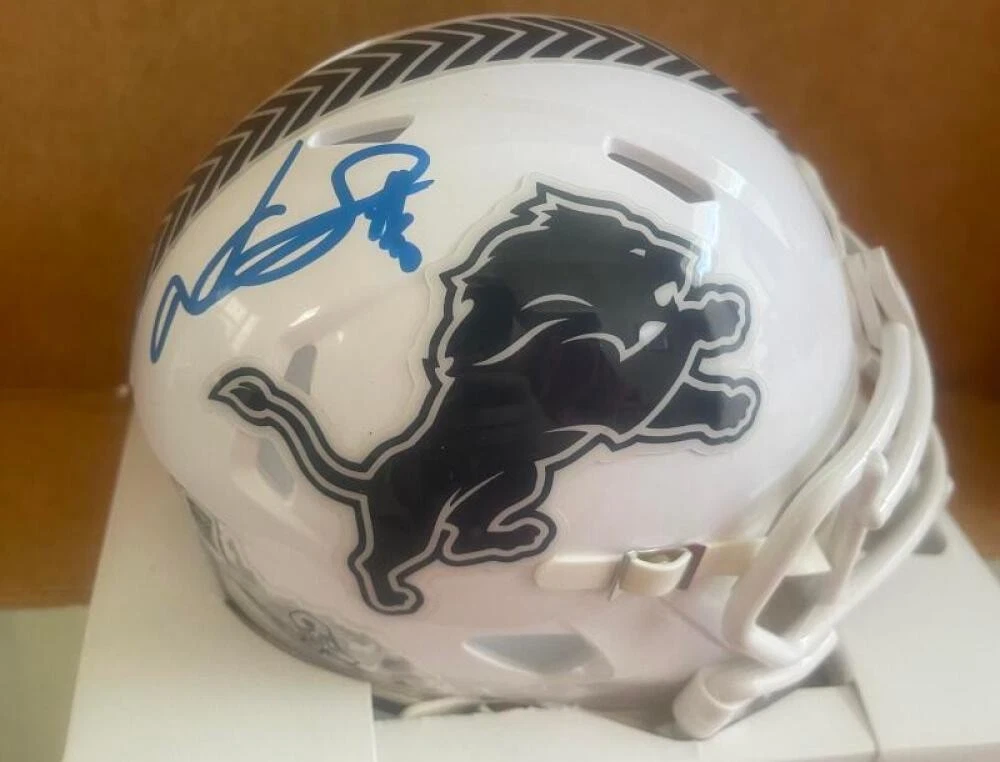 NDAMUKONG SUH SIGNED SALUTE TO SERVICE LIONS MINI HELMET BECKETT AUTHENTIC