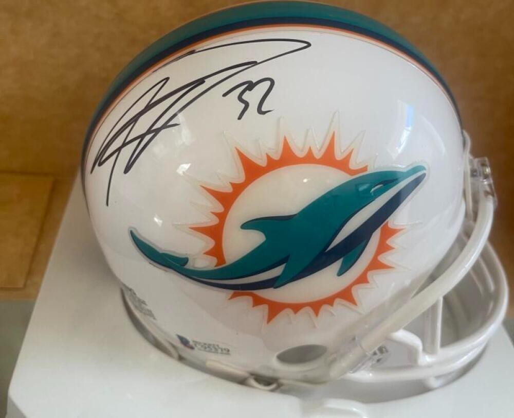 KENYAN DRAKE MIAMI DOLPHINS SIGNED AUTOGRAPHED MINI HELMET BECKETT AUTH