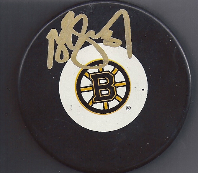 Bob SWEENEY Signed Boston BRUINS Puck