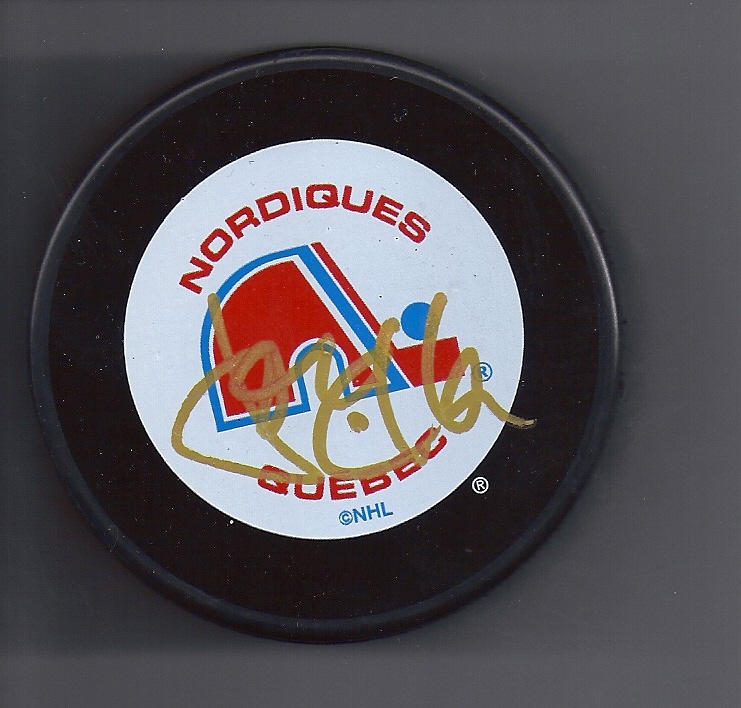 Joe CIRELLA Signed QUEBEC NORDIQUES Puck