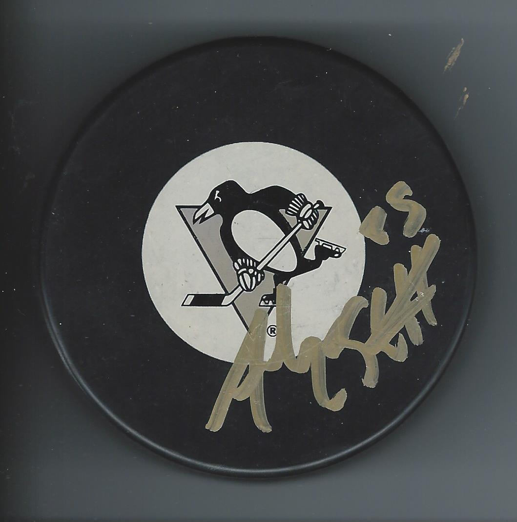 Andrew EBBETT Signed PITTSBURGH PENGUINS Puck Canada 2018 Olympics