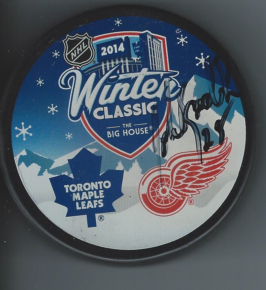 John OGRODNICK Signed Detroit Red Wings 2014 WINTER CLASSIC Puck