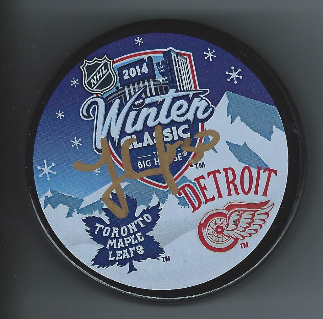 Jonas GUSTAVSSON Signed Detroit Red Wings 2014 WINTER CLASSIC Puck