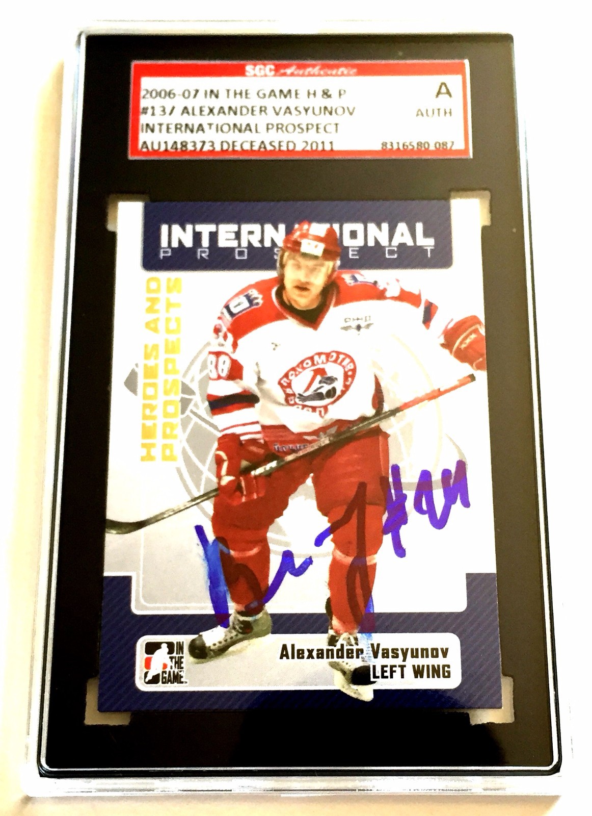 ALEXANDER VASYUNOV SIGNED 2006-07 HEROES AND PROSPECTS CARD #137 SGC AUTHENTIC