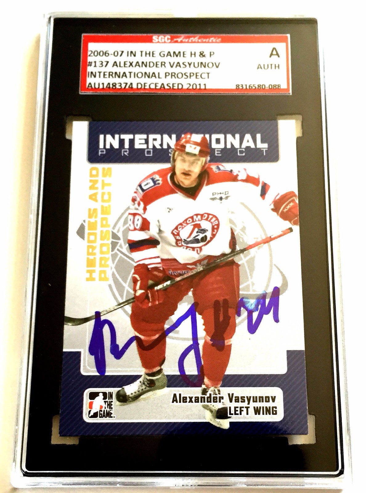 ALEXANDER VASYUNOV SIGNED 2006-07 HEROES AND PROSPECTS CARD #137 SGC AUTHENTIC