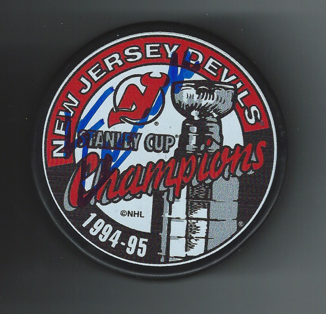 Lou Lamoriello Signed New Jersey Devils 1995 Stanley Cup Champions Puck