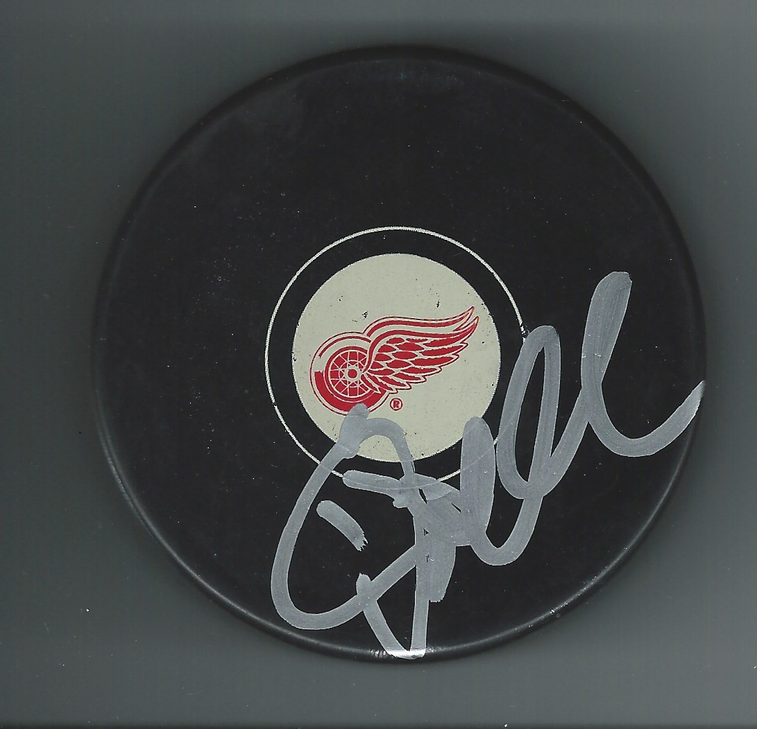 Pat Verbeek Signed Detroit Red Wings Puck