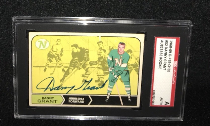 DANNY GRANT SIGNED 1968/69 O-PEE-CHEE ROOKIE CARD #52 SGC AUTHENTICATED AU825566