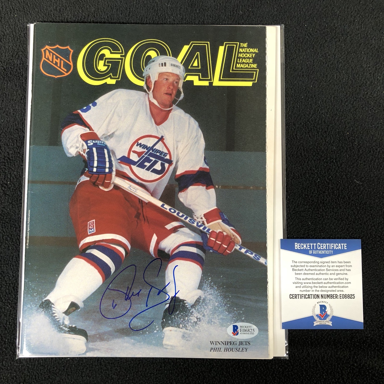 PHIL HOUSLEY SIGNED GOAL MAGAZINE WINNIPEG JETS BECKETT AUTHENTICATED COLLECTIBLE MEMORABILIA