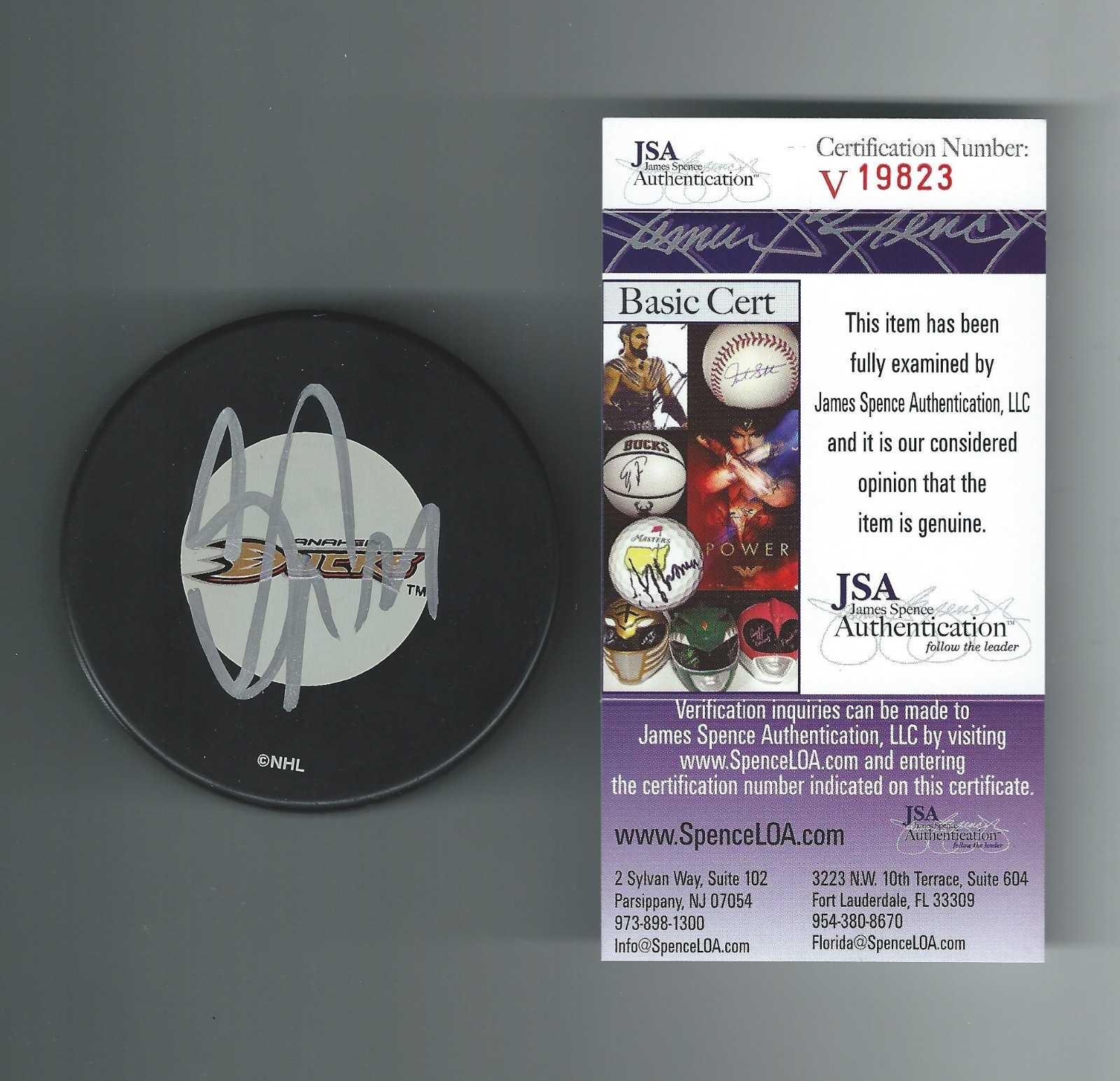 Scott Niedermayer Signed Anaheim Ducks Puck JSA Authenticated V19823