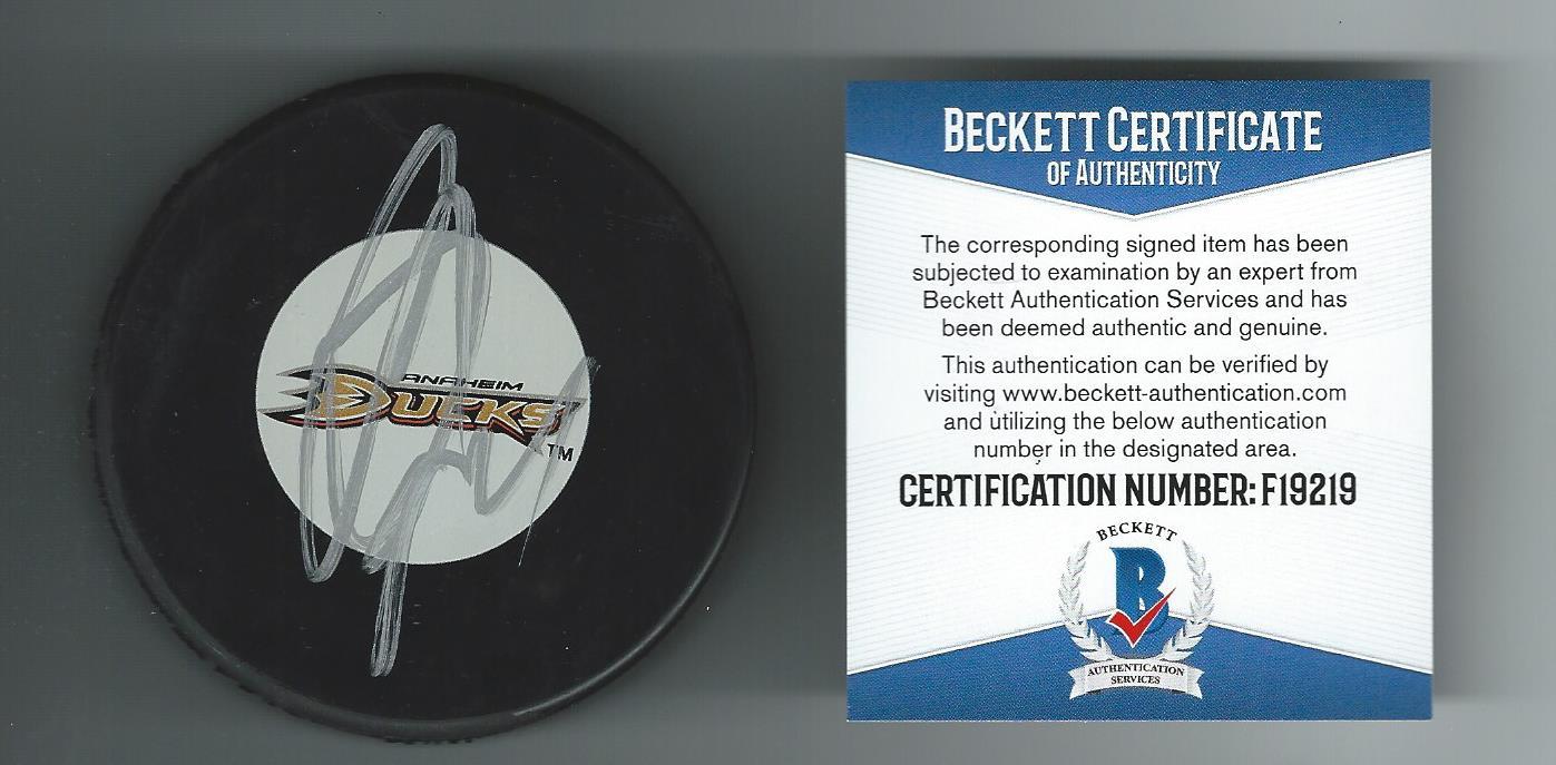 Scott Niedermayer Signed Anaheim Ducks Puck Beckett COA F19219