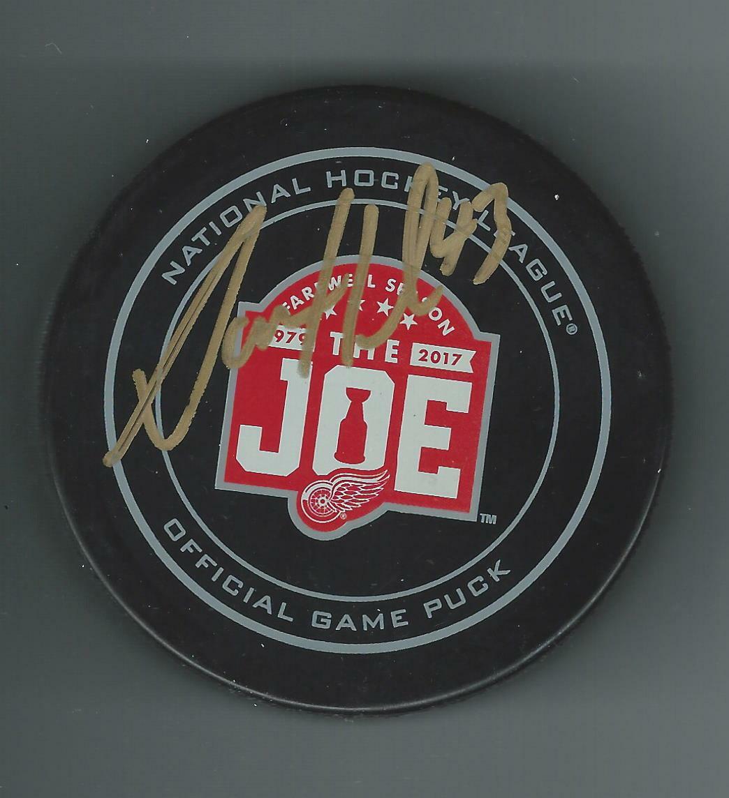 Darren Helm Signed Detroit Red Wings Joe Louis Arena JLA Final Season Game Puck