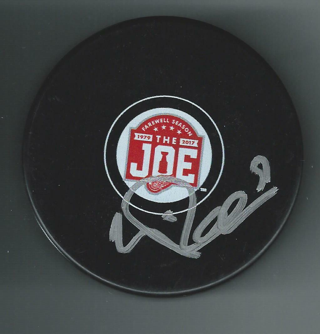 Valtteri Filppula Signed Detroit Red Wings Joe Louis Arena Farewell Season Puck