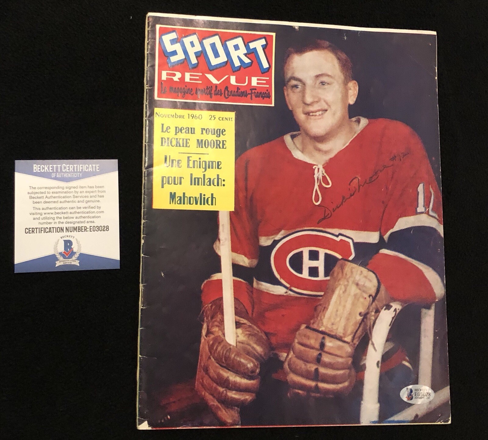 Dickie Moore Signed Montreal Canadiens 1960 Sport Revue Magazine Beckett COA