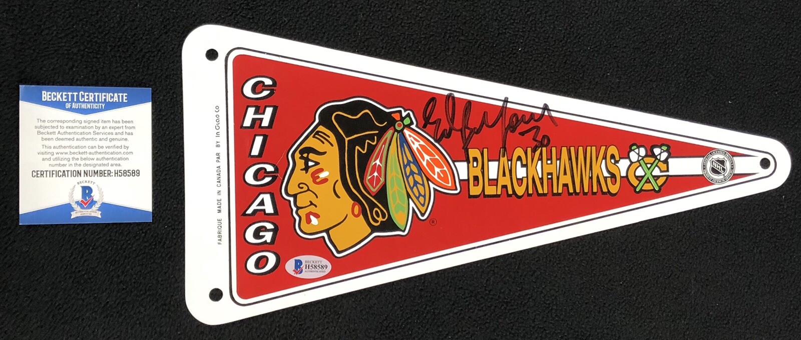 Ed Belfour Signed Chicago Blackhawks Plastic Mini Pennant Beckett COA