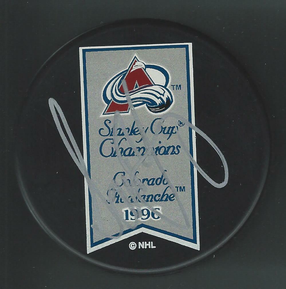 Scott Young Signed Colorado Avalanche 1996 Stanley Cup Champions Banner Puck