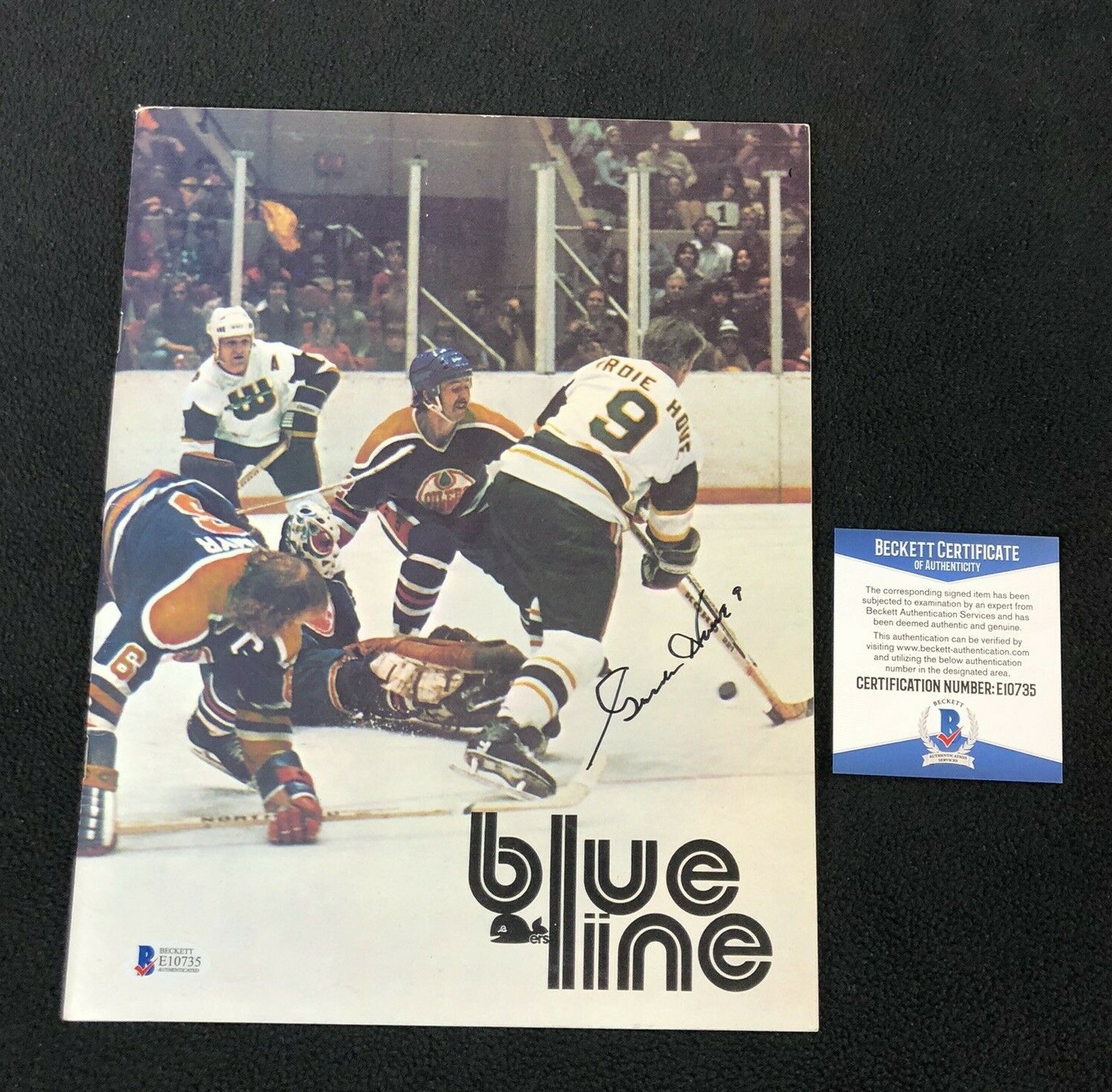 Gordie Howe Signed New England Whalers WHA Blue Line Game Program Beckett COA