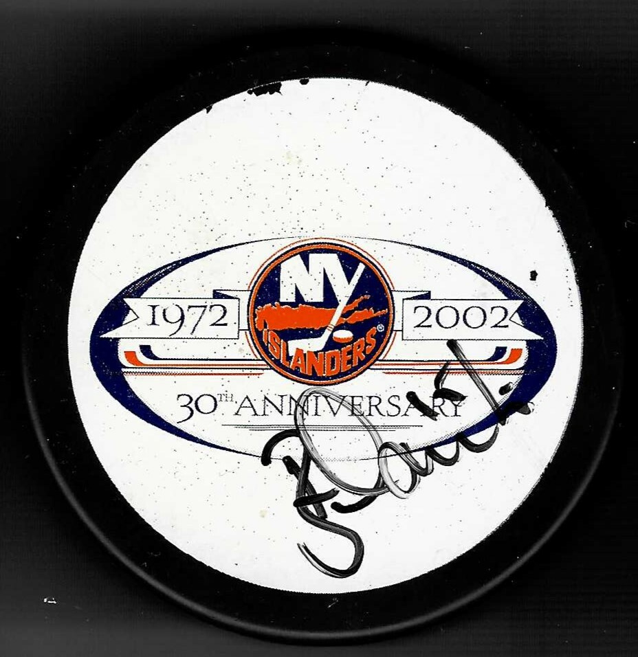 Brad Isbister Signed New York Islanders 30th Anniversary Puck