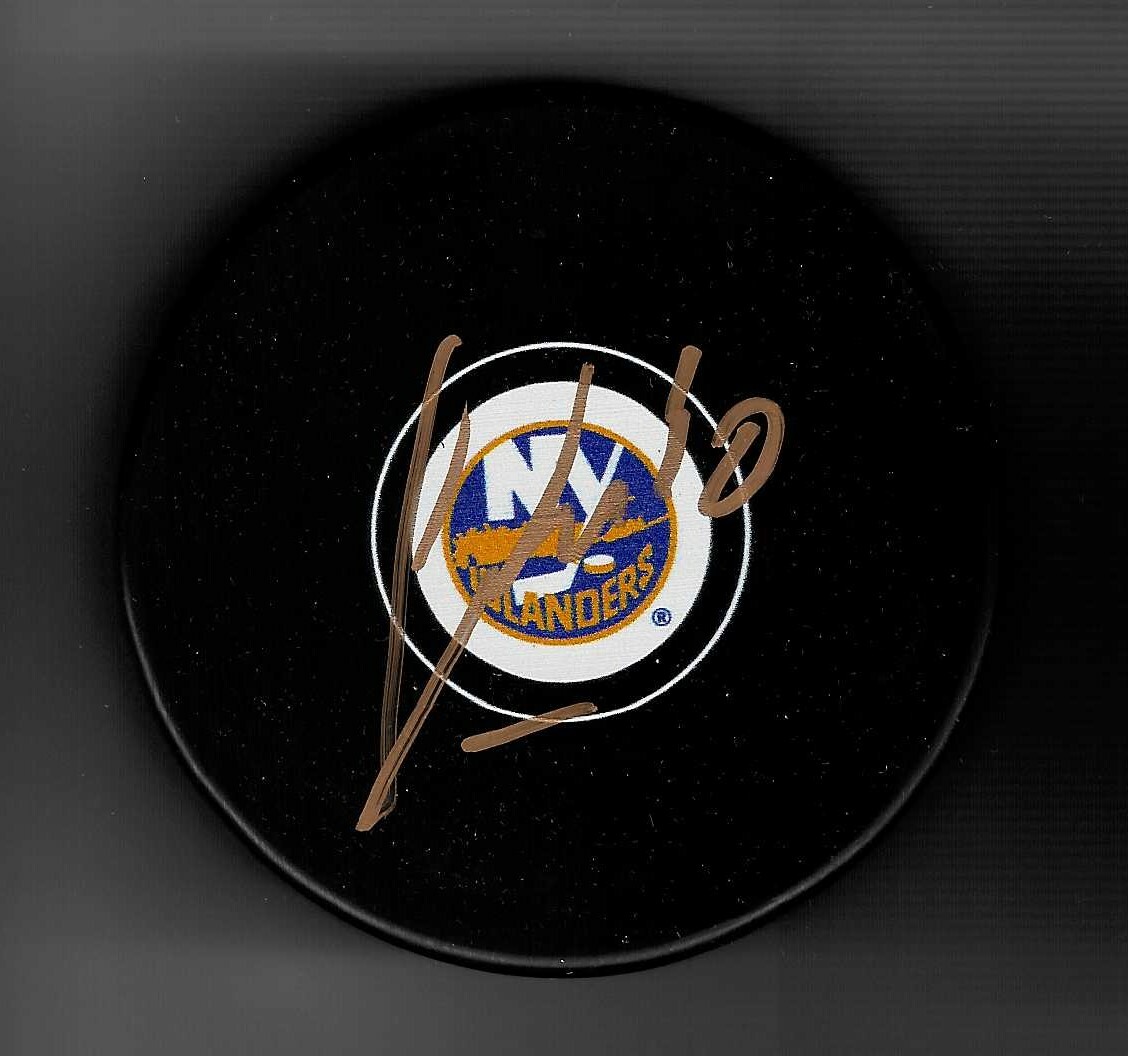 Michael Grabner Signed New York Islanders Puck