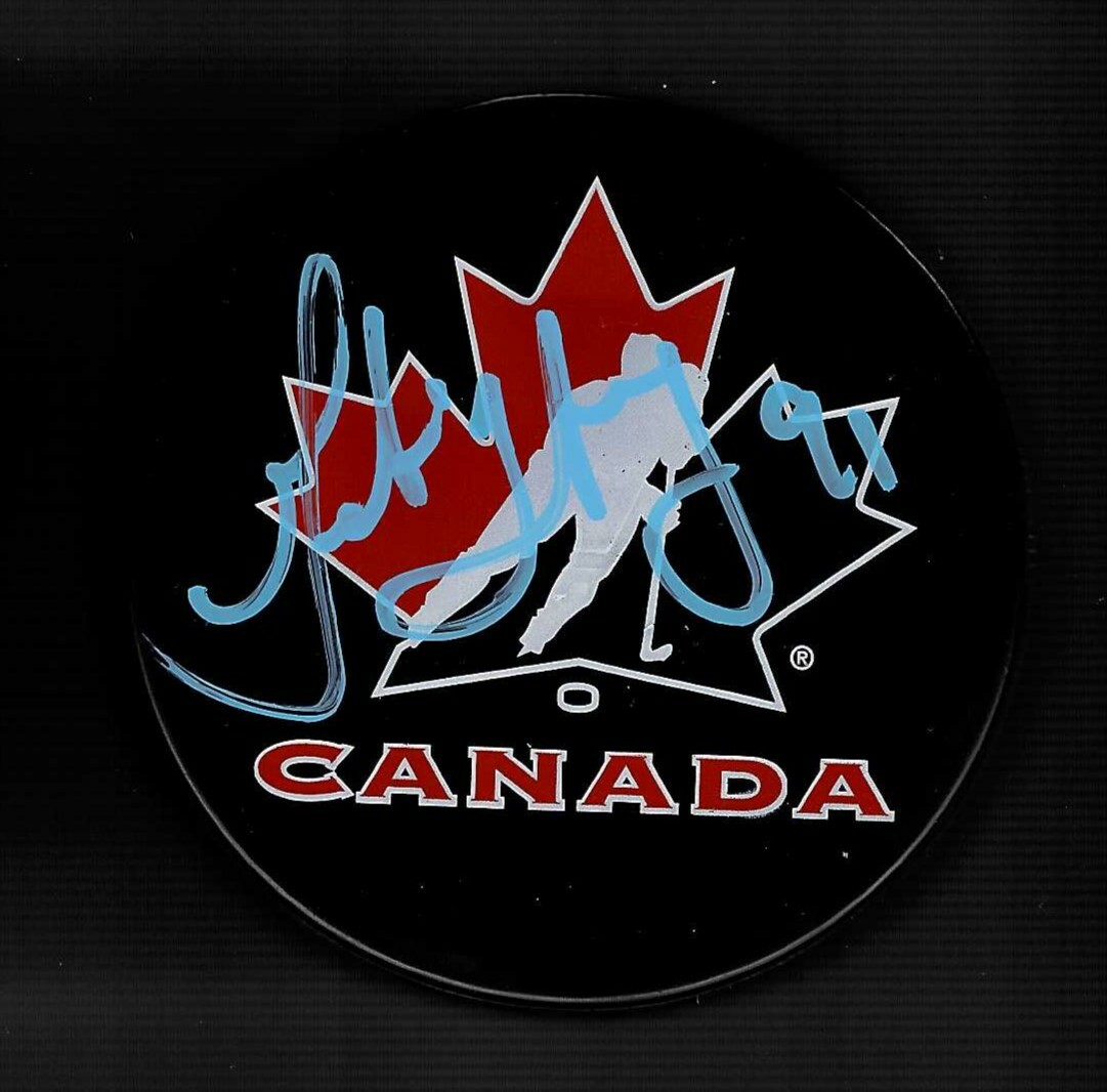 Geraldine Heaney Signed Team Canada Hockey Puck