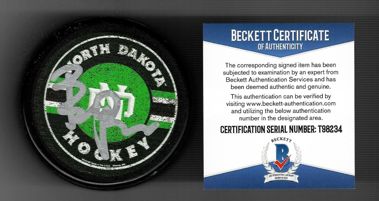 Brad Berry Signed North Dakota Fighting Hawks Puck Beckett COA