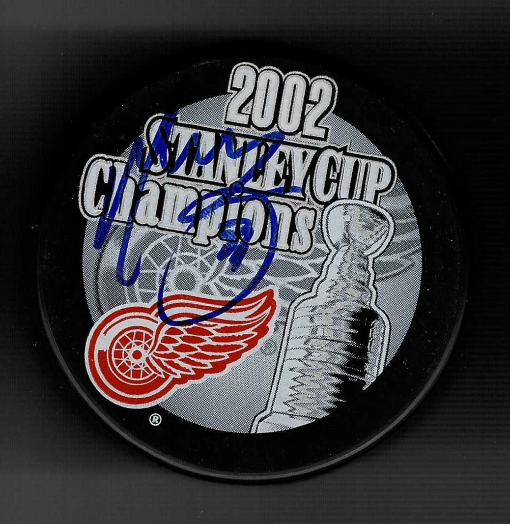 Manny Legace Signed Detroit Red Wings 2002 Stanley Cup Champions Puck