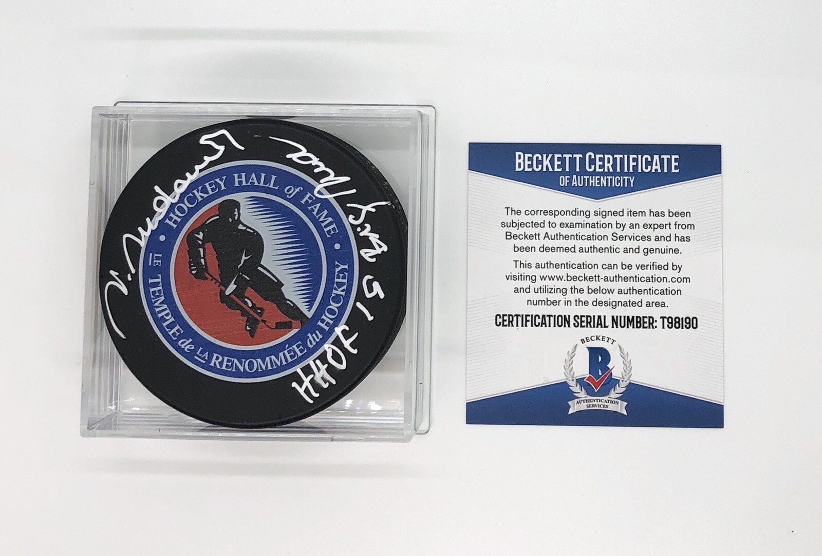 Vaclav Nedomansky Signed & Dual Inscribed Hockey Hall Of Fame Puck Beckett COA