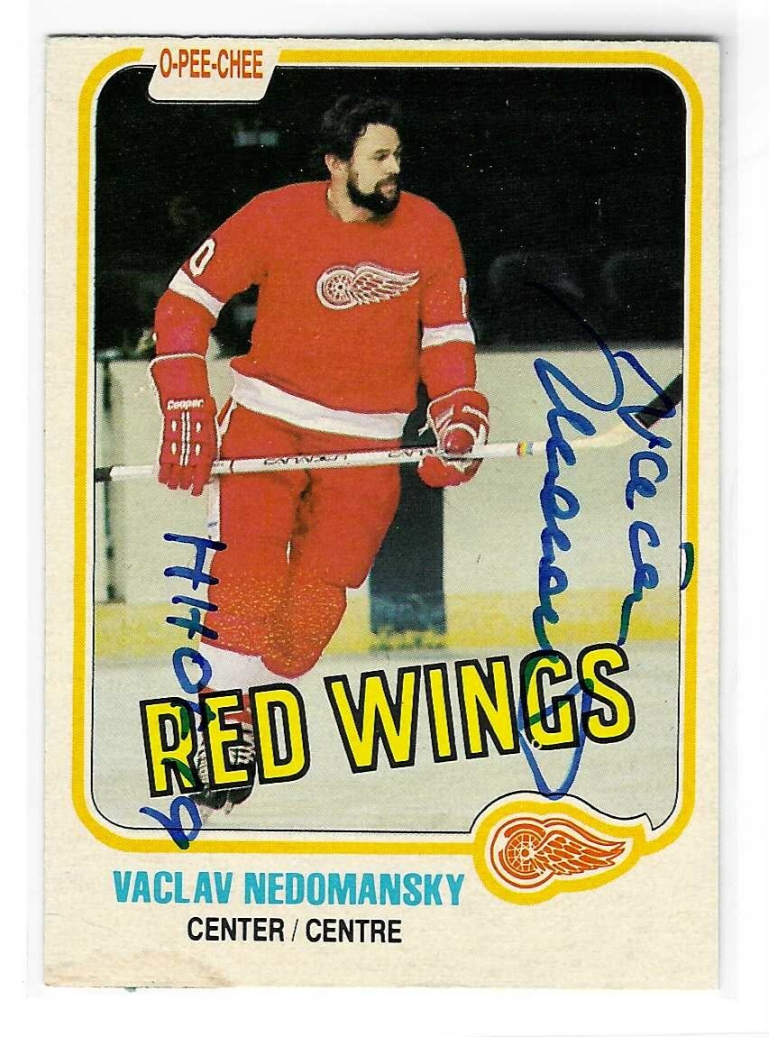 Vaclav Nedomansky Signed & Inscribed 1981/82 O-Pee-Chee Card #94