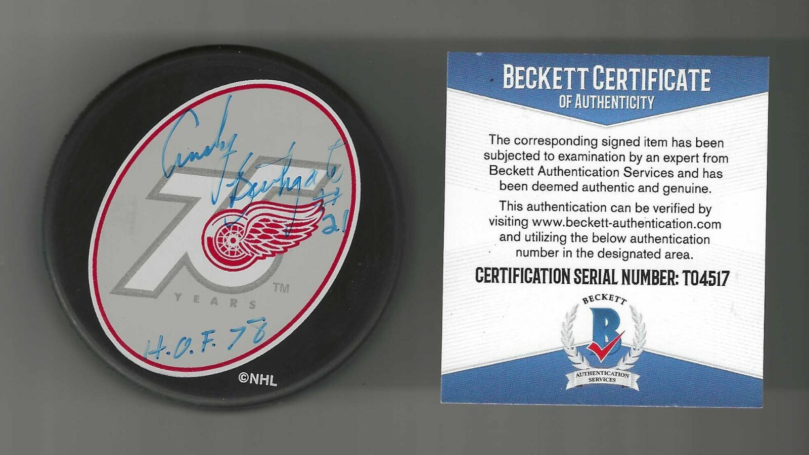 Andy Bathgate Signed Detroit Red Wings 75th Anniversary Puck Beckett COA