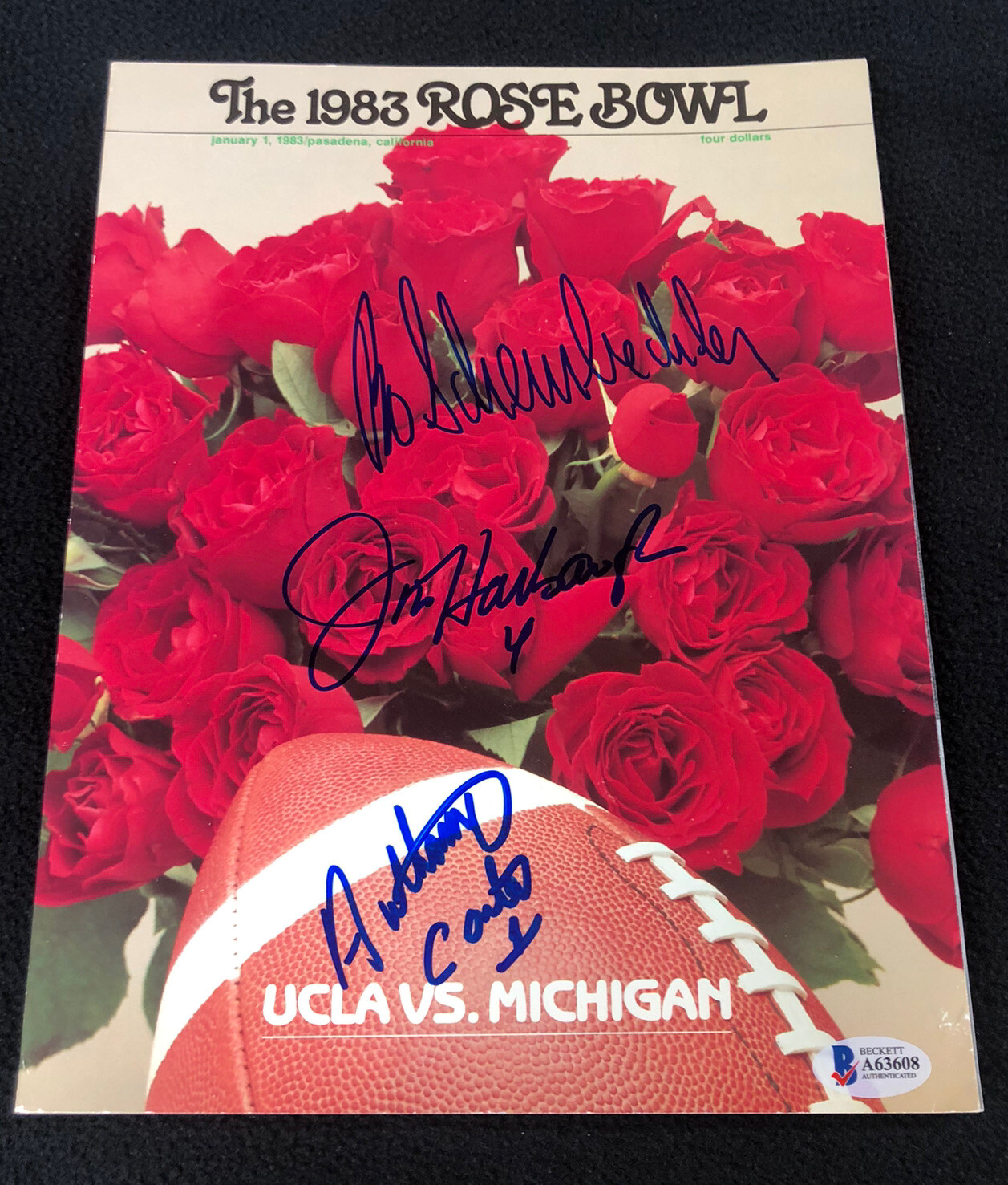 1983 ROSE BOWL PROGRAM SIGNED BY SCHEMBECHLER HARBAUGH & CARTER BECKETT COA COLLECTIBLE MEMORABILIA