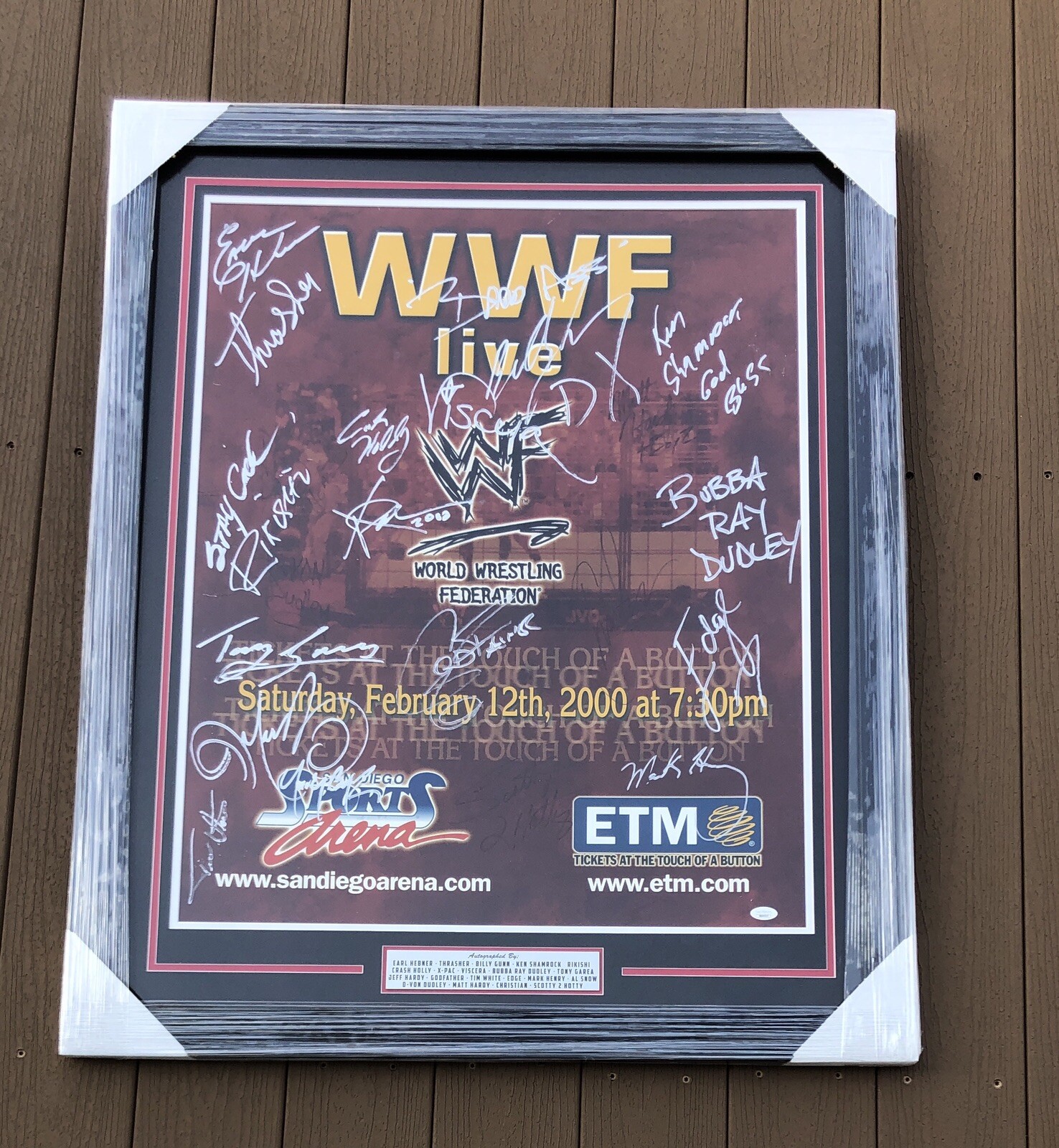 FRAMED & MATTED 2000 WWF LIVE EVENT POSTER SIGNED BY 21 WWE SUPERSTARS JSA COA COLLECTIBLE MEMORABILIA