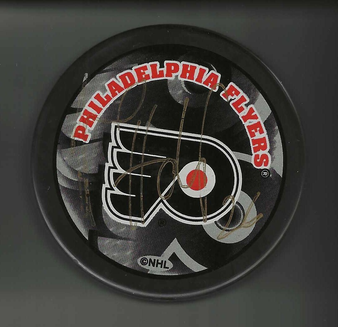 Michal Handzus Signed Philadelphia Flyers Souvenir Puck