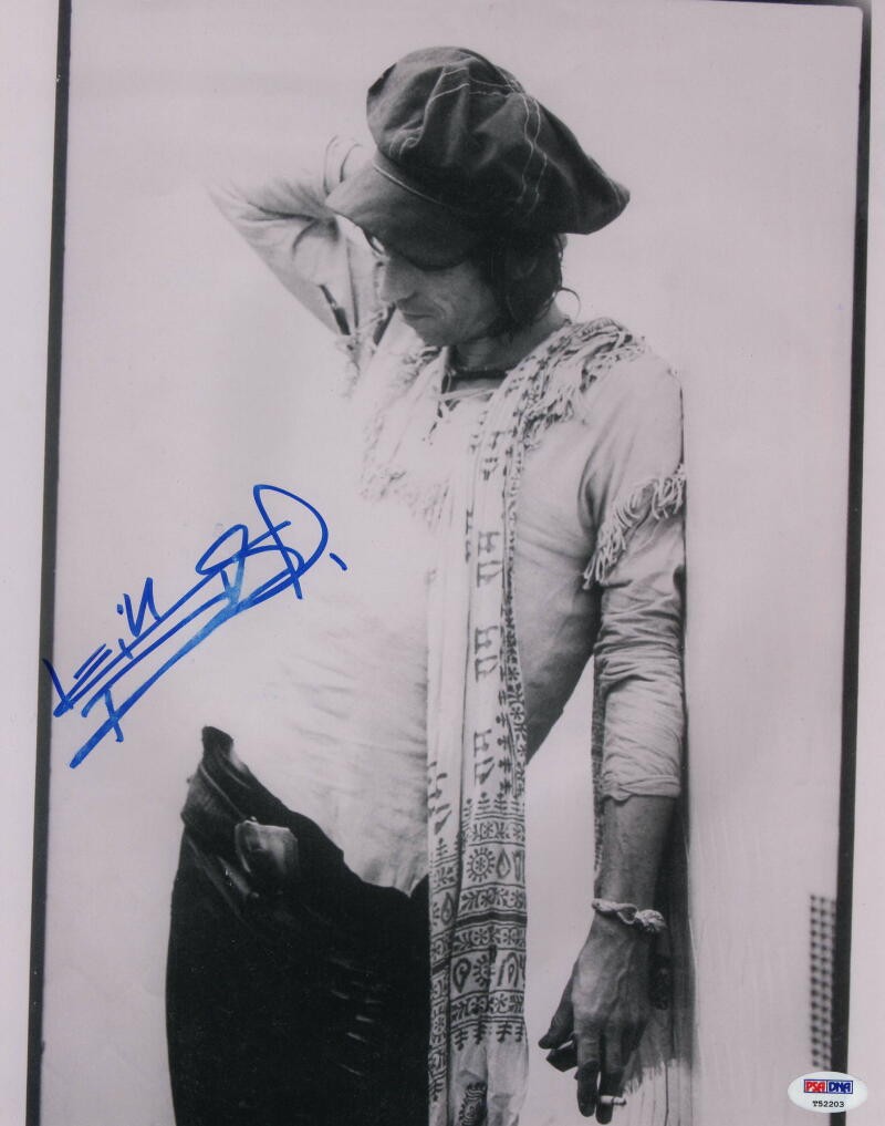 KEITH RICHARDS SIGNED AUTOGRAPH 11X14 PHOTO - ROCK LEGEND THE ROLLING STONES PSA