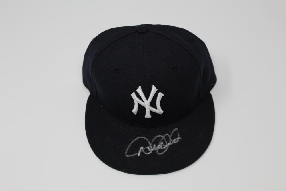 DEREK JETER SIGNED AUTOGRAPH NEW YORK YANKEES BASEBALL HAT CAP - HOF 2020 ACOA