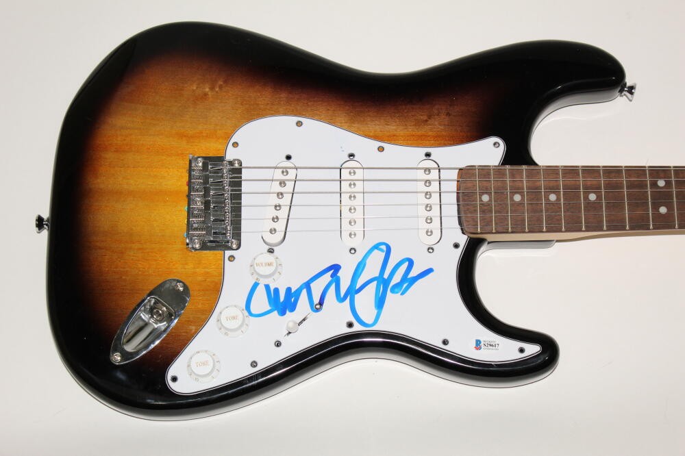 MICHAEL J FOX SIGNED AUTOGRAPH FENDER BRAND ELECTRIC GUITAR - BTTF STAR BECKETT