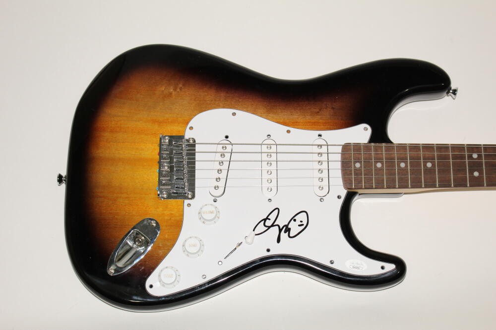 ADAM SANDLER SIGNED AUTOGRAPH FENDER BRAND ELECTRIC GUITAR THE HANUKKAH SONG JSA