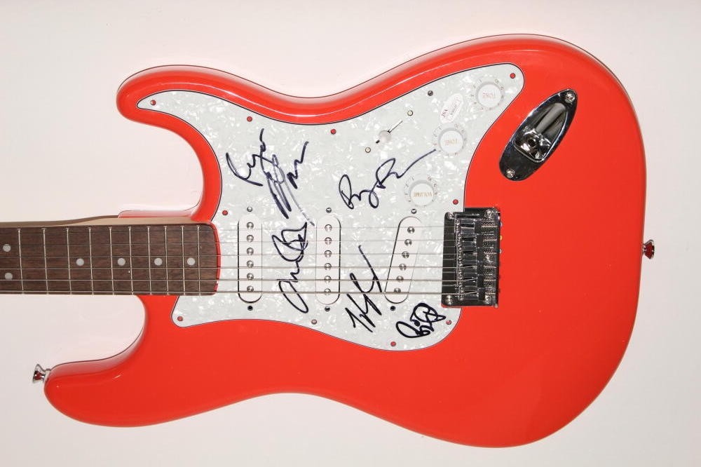 BAND OF HORSES (X5) SIGNED AUTOGRAPH FENDER ELECTRIC GUITAR - TYLER RAMSEY + JSA