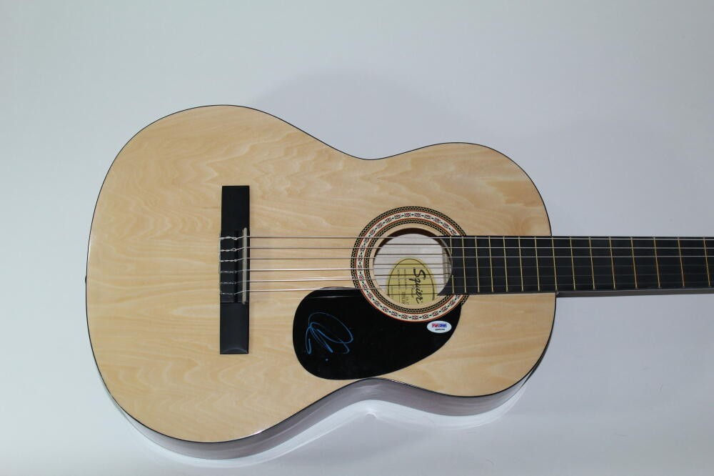 ADAM LEVINE SIGNED AUTOGRAPH FENDER BRAND ACOUSTIC GUITAR - MAROON 5 STUD PSA