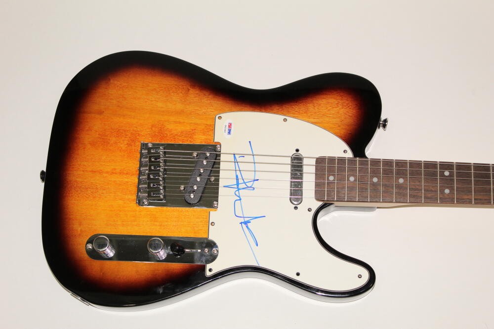 DAVE MATTHEWS SIGNED AUTOGRAPH FENDER ELECTRIC TELECASTER GUITAR - BAND PSA
