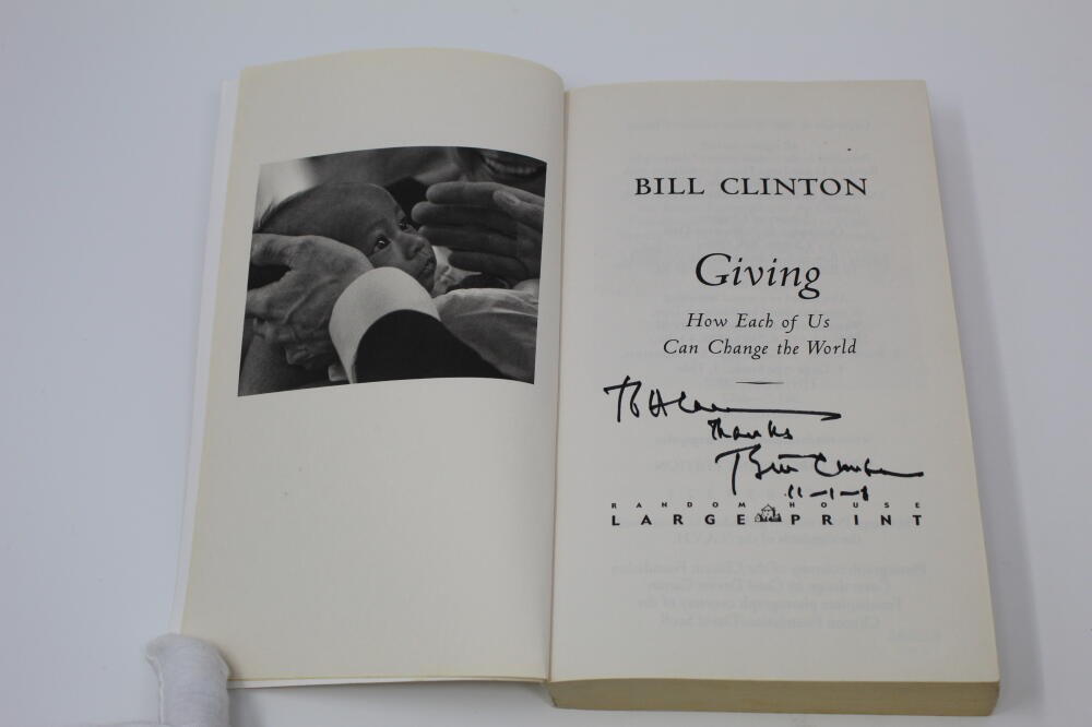PRESIDENT WILLIAM JEFFERSON BILL CLINTON SIGNED AUTOGRAPH 
