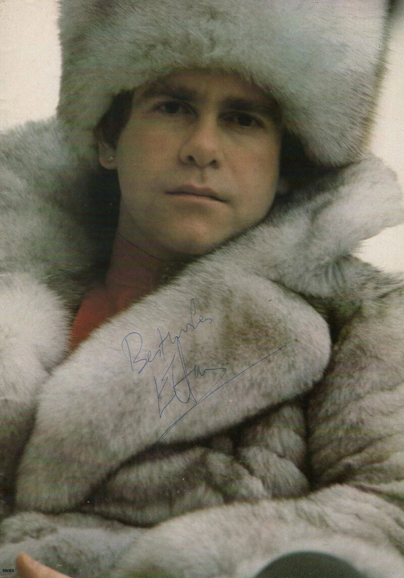 ELTON JOHN SIGNED AUTOGRAPH 8X12 VINTAGE MAGAZINE PHOTO - AWESOME IMAGE BECKETT