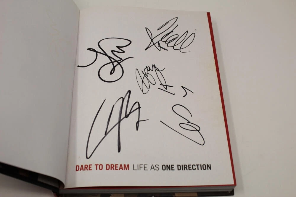 ONE DIRECTION 1D FULL BAND SIGNED AUTOGRAPH 