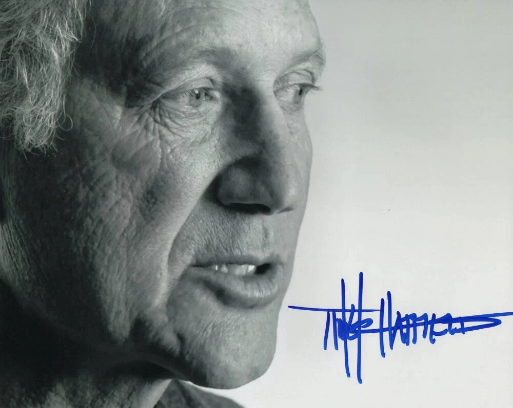 TINKER HATFIELD SIGNED AUTOGRAPH 8X10 PHOTO - NIKE AIR JORDAN CREATIVE DESIGNER