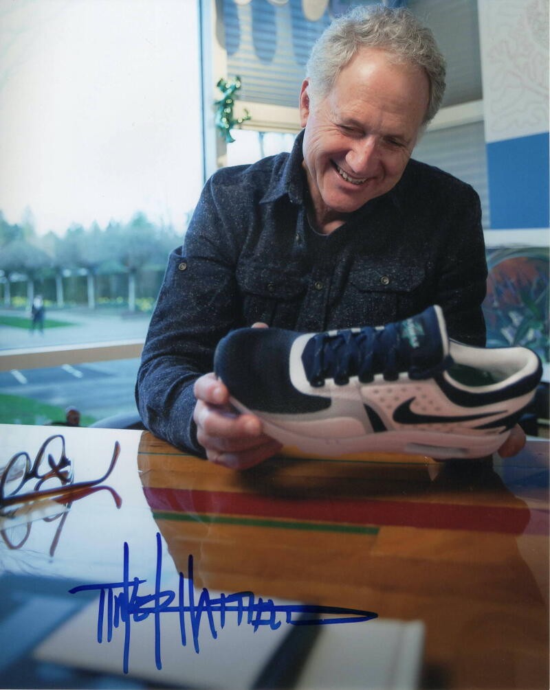 TINKER HATFIELD SIGNED AUTOGRAPH 8X10 PHOTO - NIKE AIR JORDAN INNOVATION KITCHEN