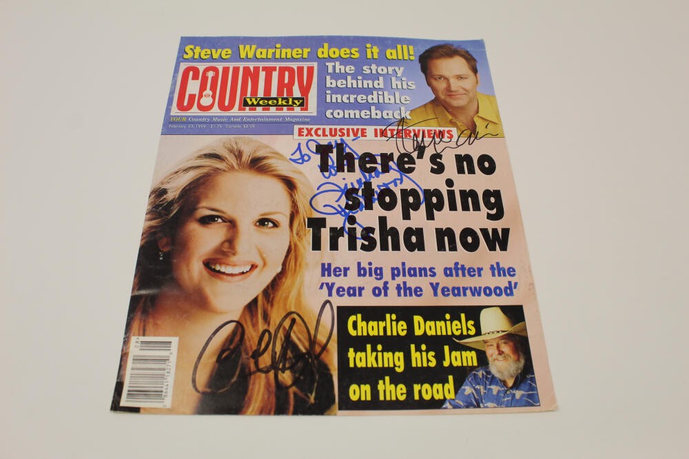 TRISHA YEARWOOD, CHARLIE DANIELS +1 SIGNED AUTOGRAPH COUNTRY WEEKLY MAGAZINE COLLECTIBLE MEMORABILIA