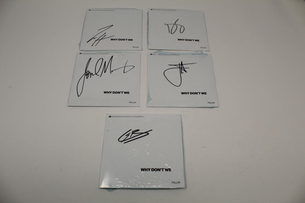 WHY DON'T WE BAND COMPLETE SET OF 