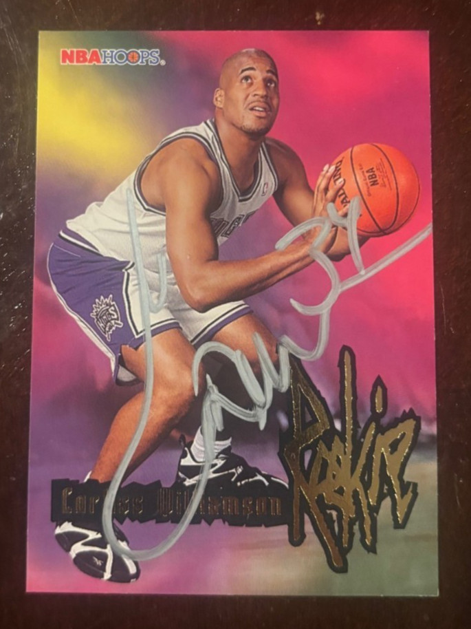1995-96 NBA Hoops Rookie Corliss Williamson signed autographed card #282 Rookie