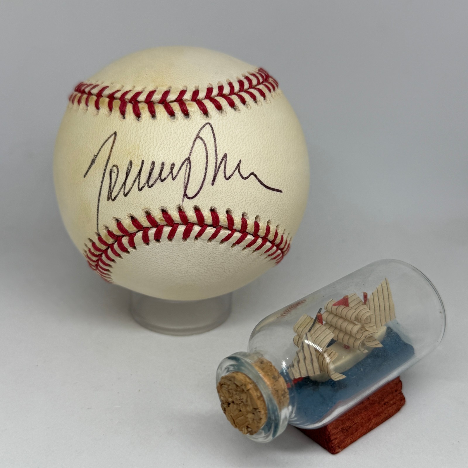 Tommy John signed Rawlings ONL Baseball JSA COA Dodgers Yankees HOF Auto A4063