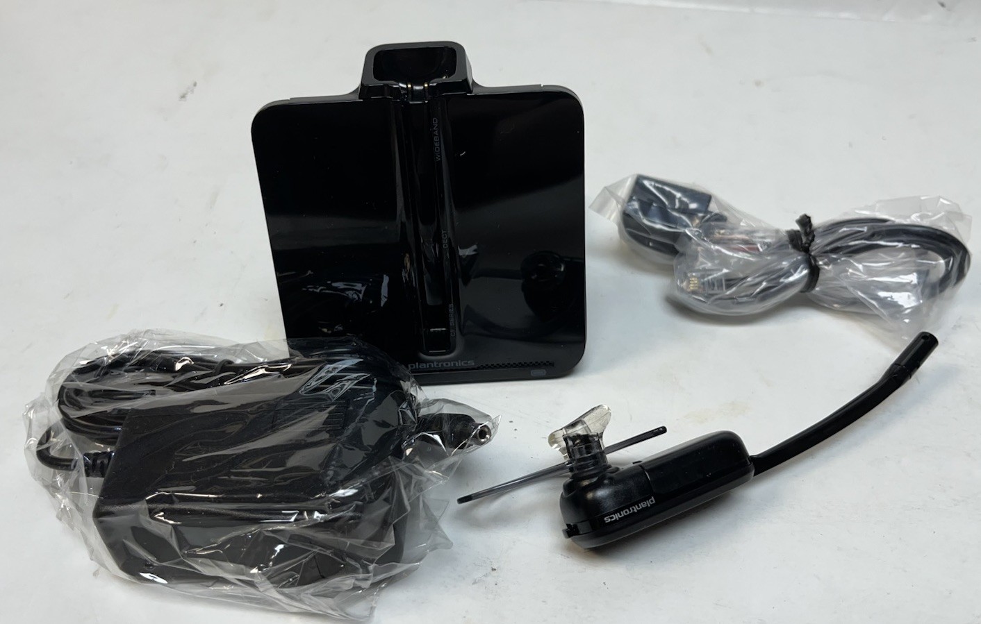 Plantronics CS540 (C054) Convertible Wireless Headset For Desk Phone REFURBISHED