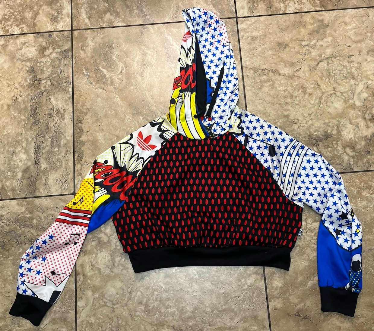 ADIDAS Originals Rita Ora Comic Grafitti Crop Shirt Jacket Rare Size S